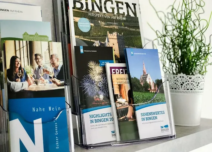 Schoene, Neue Ferienwohnung Am Rhein Und Mit Balkon